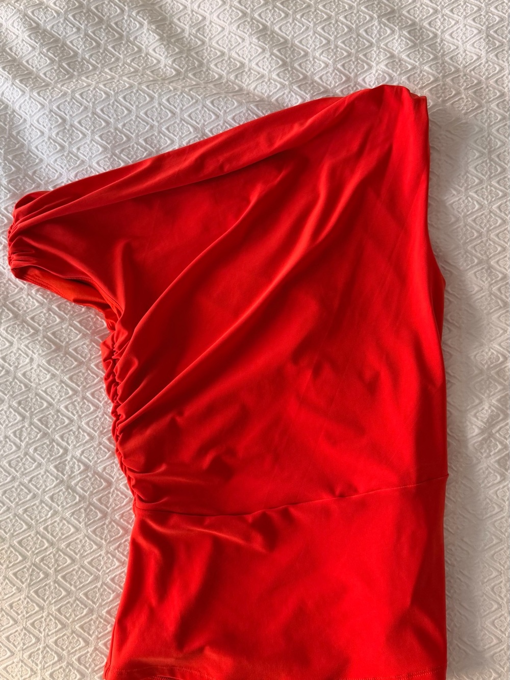 Aritzia One-Shoulder Red Women’s TOP